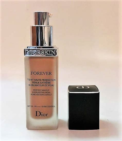 Recensione Diorskin Forever Fondotinta Fluido di Dior.